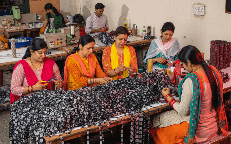 http://Indian%20women